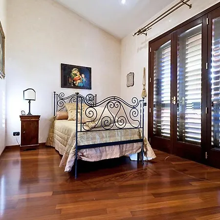 Le More Vakantiehuis Arnesano